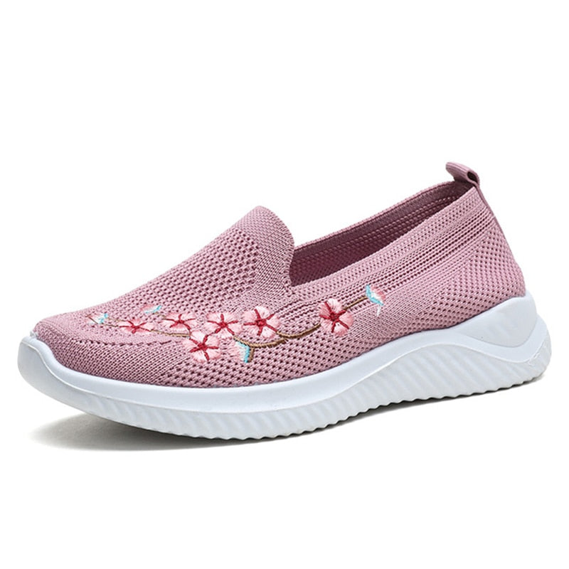 Regia Orthopedic Sneakers