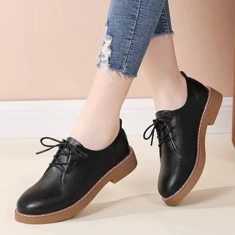 Zaza Women's Moccasins